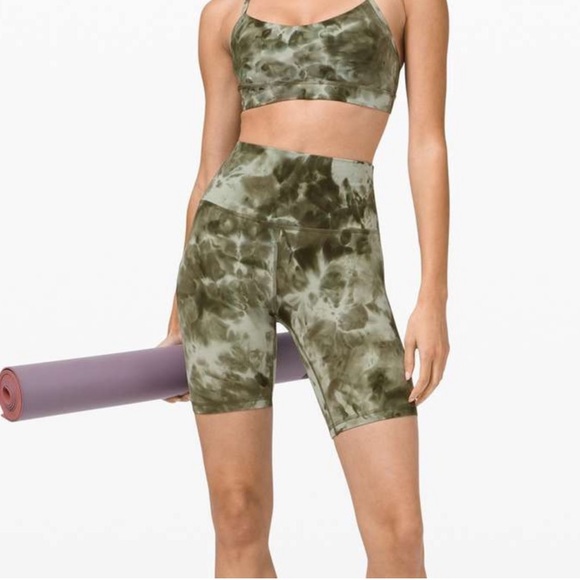 lululemon athletica Pants - Lululemon Align Shorts Size 4 Diamond Dye Light Sage Army Green Dark Olive
